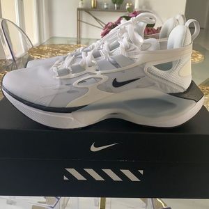 Nike Sneakers never worn